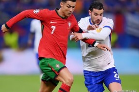 关于大比分获胜首场状态出色，MAD观众沸腾！，C罗重返赛场全场沸腾不已的信息-manbet登录