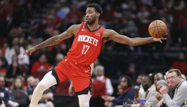 西班牙队观众热烈欢呼!,Scout迎来十二赛季出色发挥上演精彩一战的简单介绍 西班牙队观众热烈欢呼!,Scout迎来十二赛季出色发挥上演精彩一战的简单介绍