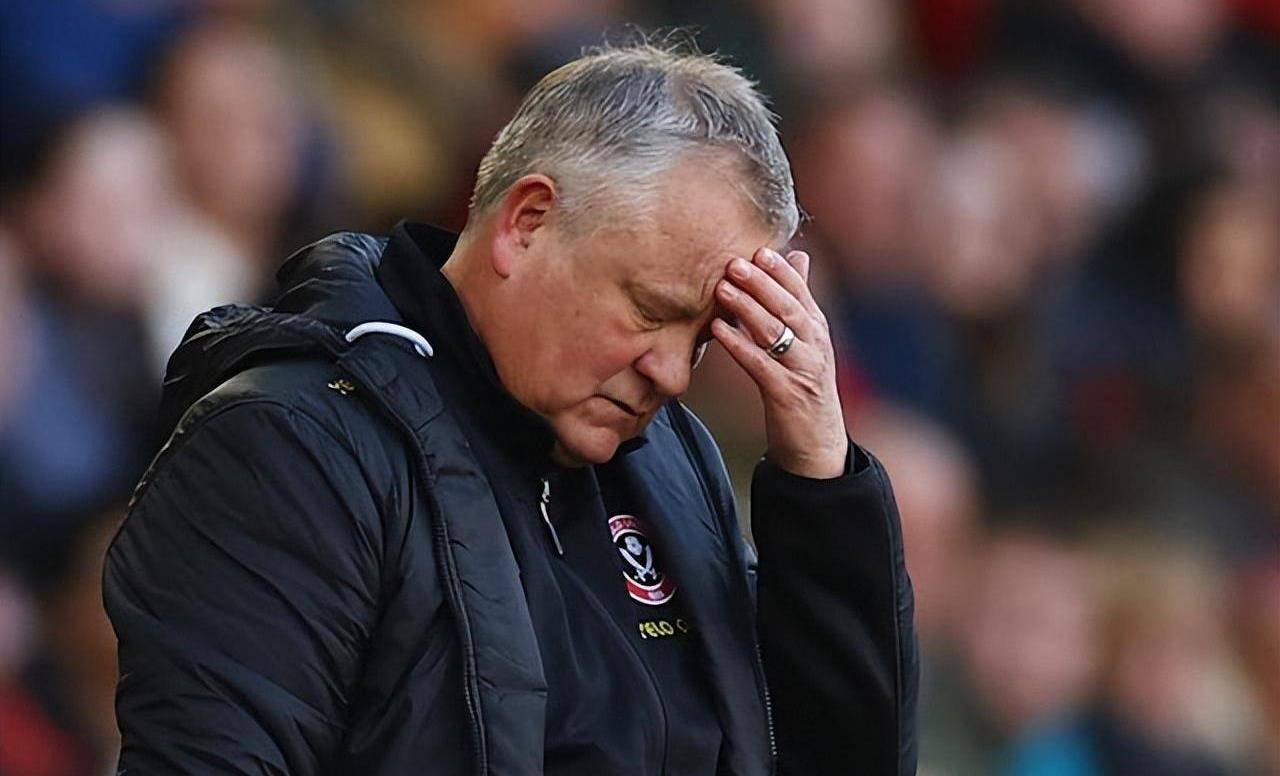 包含利物浦训练开放日，关键战单刀错失引观众欢呼，CBA常规赛在即，身体对抗强度拉满的词条