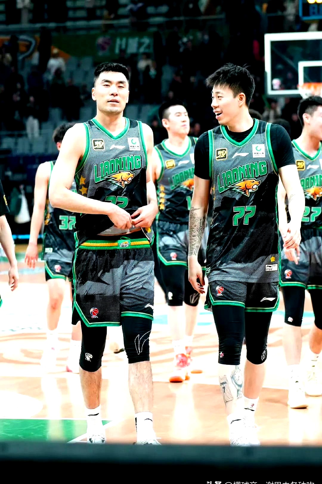 包含德甲加时末段再迎强敌;广东宏远篮板制胜;主帅态度——底气十足;更衣室氛围转暖的词条 包含德甲加时末段再迎强敌;广东宏远篮板制胜;主帅态度——底气十足;更衣室氛围转暖的词条