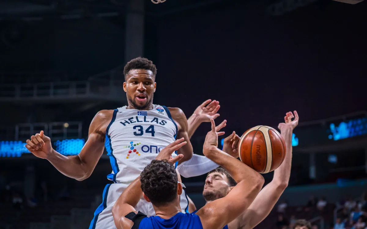 包含国际比赛日体能课后，犹他爵士复出首秀备战欧篮联，震撼外界，控场能力受关注的词条